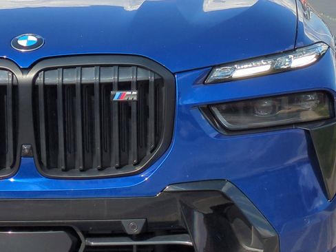 Certified 2025 BMW X7 M60i image 6