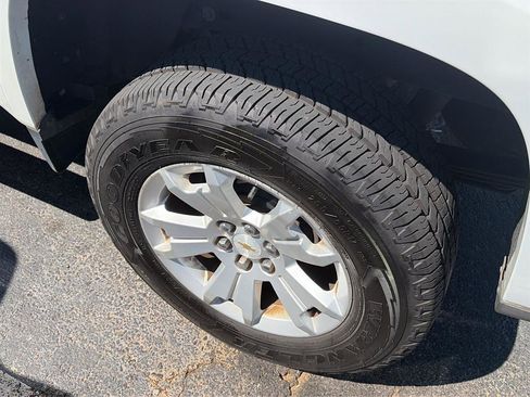 Used 2016 Chevrolet Colorado LT w/ LT Convenience Package image 8