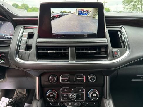 Certified 2022 Chevrolet Suburban LT AWD/4WD image 18