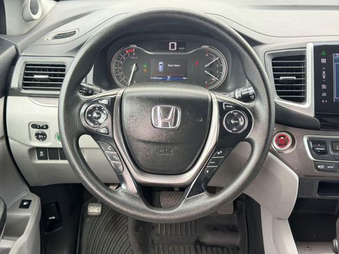 Used 2016 Honda Pilot EX image 16