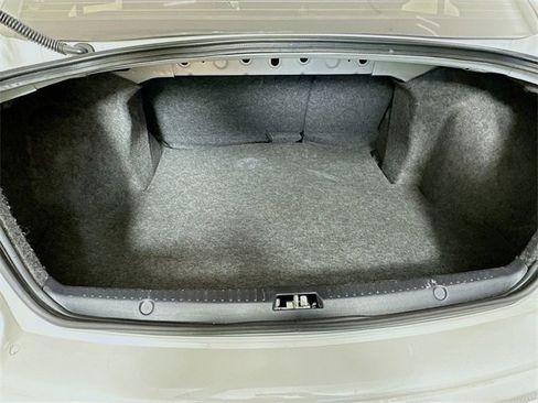 Used 2017 Mitsubishi Lancer ES image 23