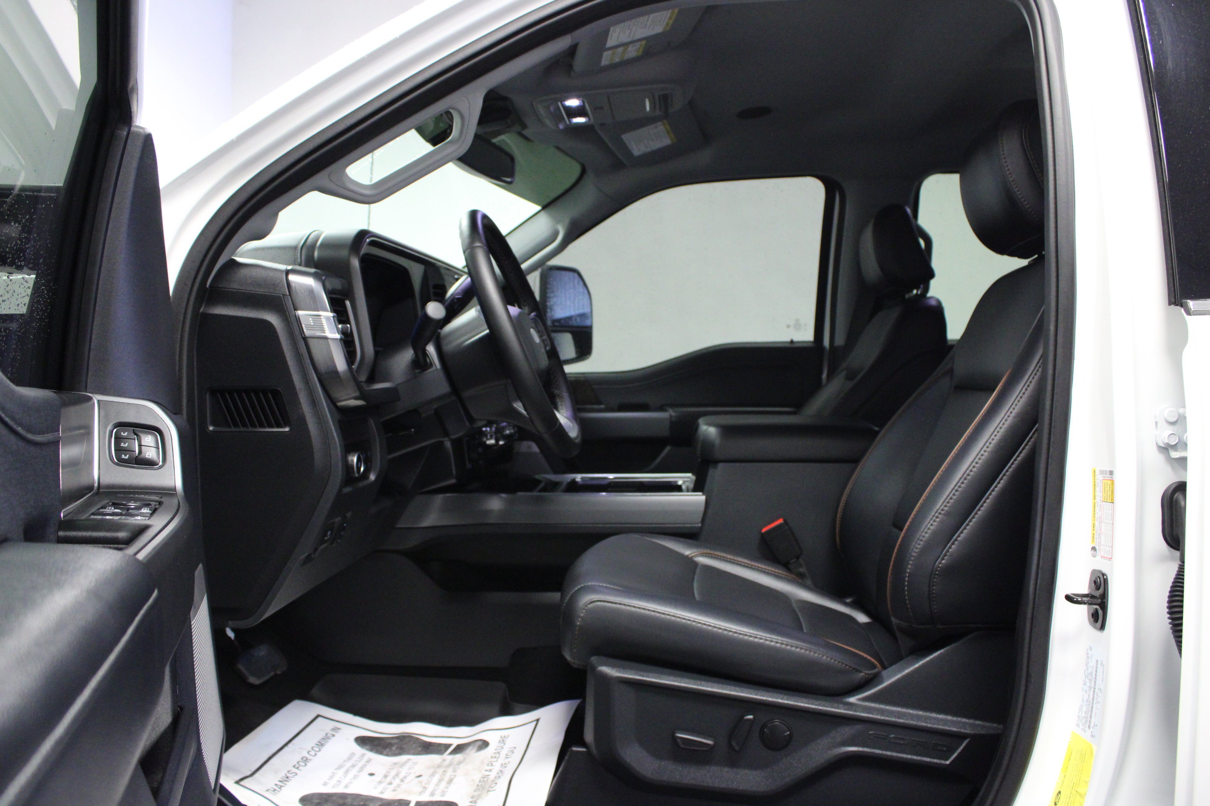 Used 2025 Ford F350 Lariat w/ Lariat Ultimate Package AWD/4WD image 12