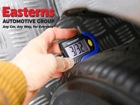 Used 2025 Toyota Camry LE image 27