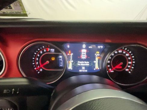 Used 2019 Jeep Wrangler Unlimited Rubicon w/ Dual Top Group AWD/4WD image 31