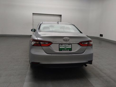 Used 2022 Toyota Camry LE FWD image 6