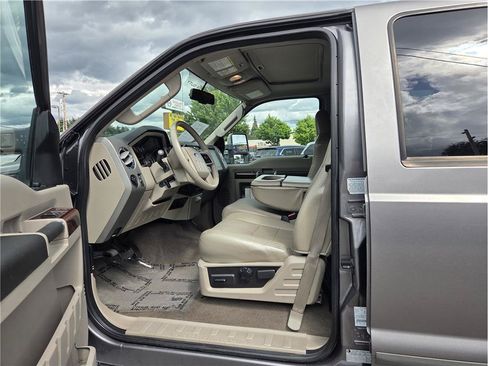 Used 2009 Ford F350 Lariat AWD/4WD image 15