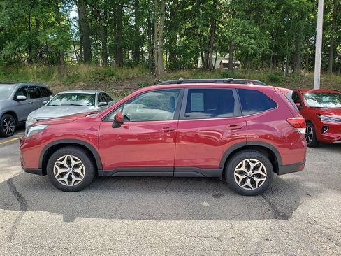 Used 2020 Subaru Forester Premium w/ Popular Package #1 AWD/4WD image 5