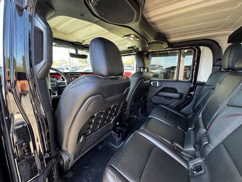 Used 2020 Jeep Gladiator Rubicon w/ Uconnect 4C Nav & Sound Group AWD/4WD image 40