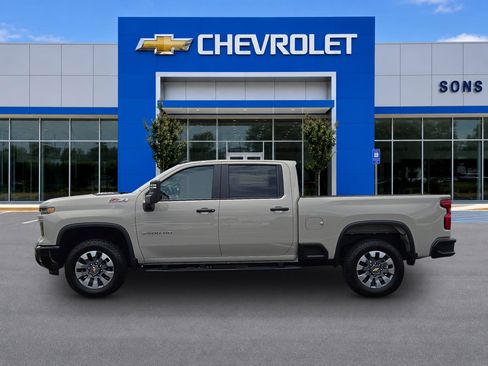 New 2026 Chevrolet Silverado 2500 Custom w/ Custom Value Package AWD/4WD image 8