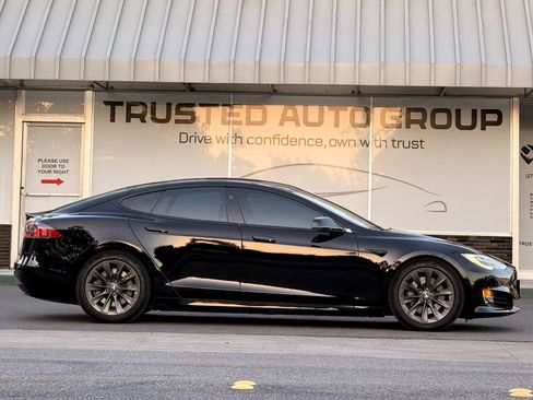 Used 2018 Tesla Model S 75D AWD/4WD image 4