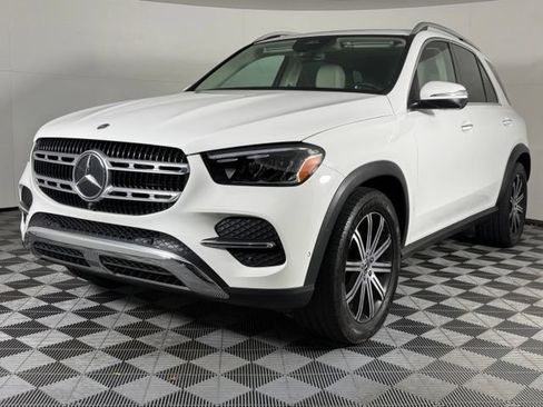 Used 2024 Mercedes-Benz GLE 350 4MATIC image 2