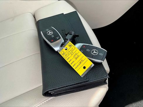 Certified 2023 Mercedes-Benz GLB 250 w/ Premium Package image 14