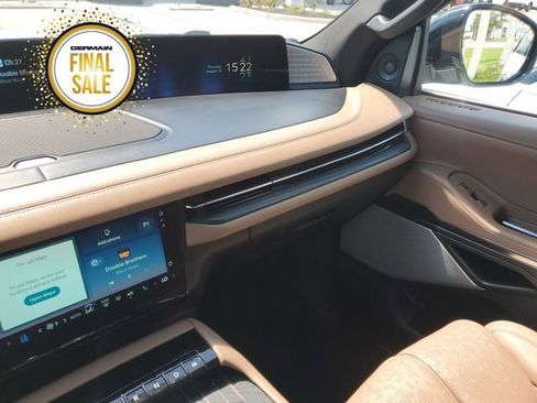 New 2025 Lincoln Navigator Black Label image 31