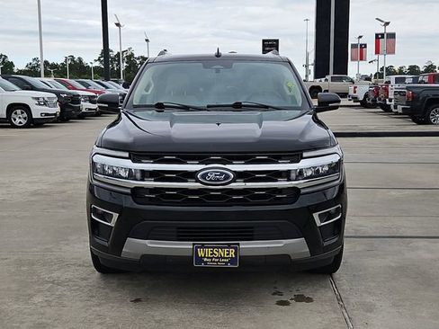 Used 2024 Ford Expedition Max Limited RWD image 2