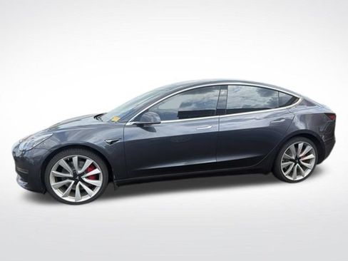 Used 2018 Tesla Model 3 Performance AWD/4WD image 2