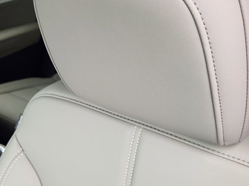 New 2026 GMC Acadia Elevation w/ Elevation Premium Package image 18