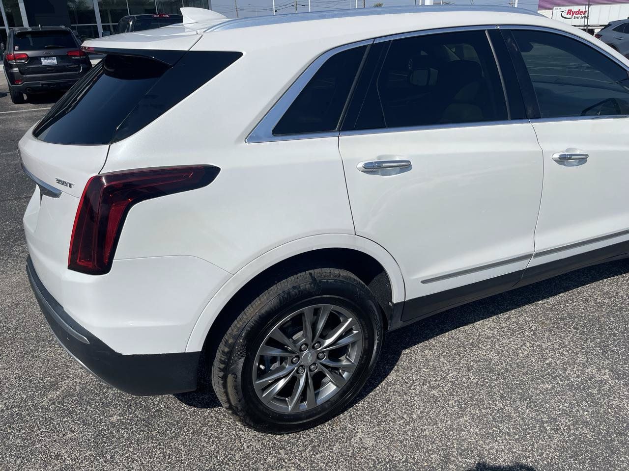 Used 2021 Cadillac XT5 Premium Luxury FWD image 14