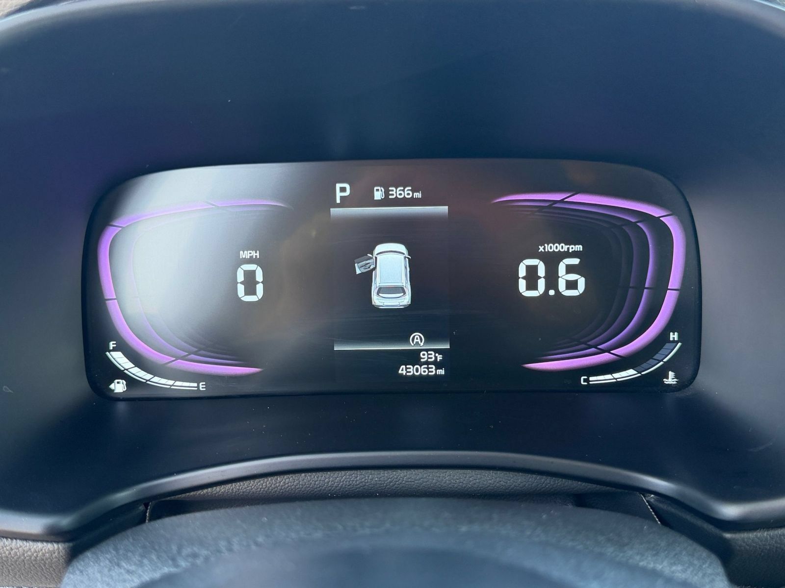 Used 2025 Kia Soul LX w/ LX Technology Package FWD image 37