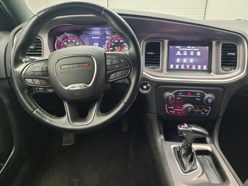 Used 2022 Dodge Charger SXT RWD image 22