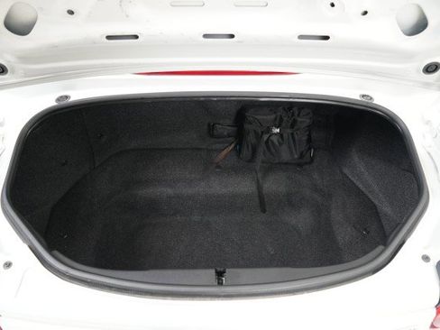 Used 2019 MAZDA MX-5 Miata Sport image 37