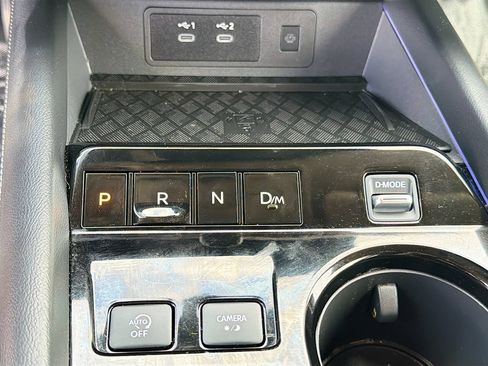 Used 2025 Nissan Murano SL AWD/4WD image 17
