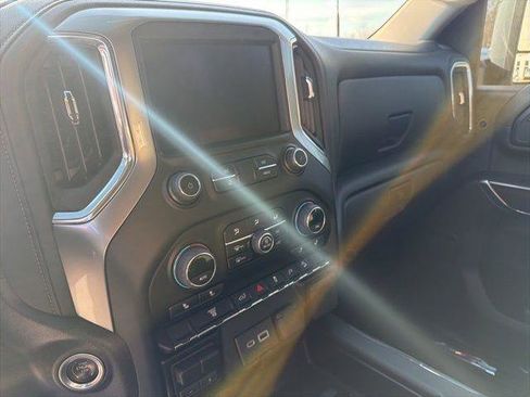 Used 2023 Chevrolet Silverado 2500 LT w/ Convenience Package image 16