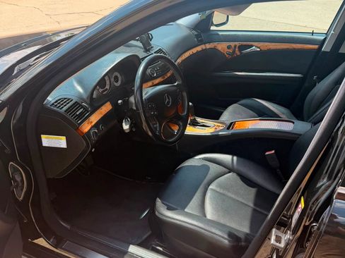 Used 2008 Mercedes-Benz E 350 Sedan image 12