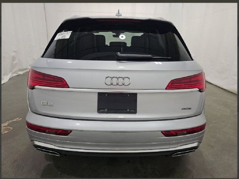 Used 2022 Audi Q5 2.0T Premium Plus w/ Premium Plus Package image 7