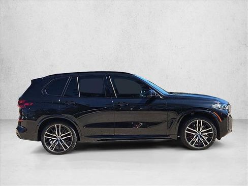 Used 2025 BMW X5 M60i w/ Executive Package image 4