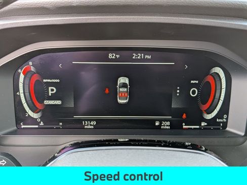 Used 2025 Nissan Rogue SL image 21