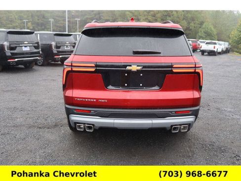New 2026 Chevrolet Traverse LT w/ Driver Confidence Package image 6