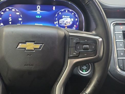 Used 2023 Chevrolet Suburban Premier image 19