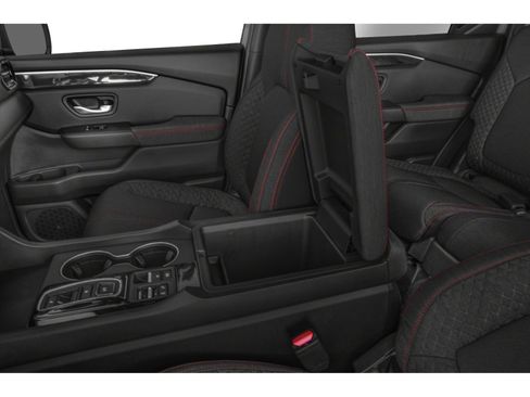 Used 2025 Honda Pilot Sport image 12