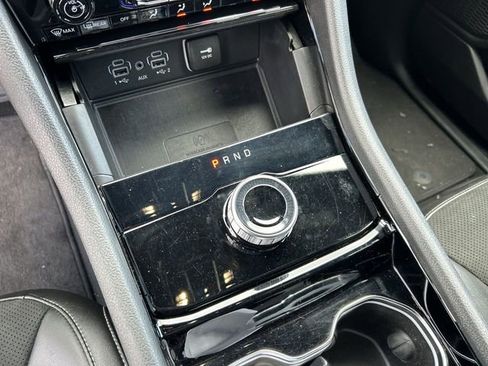 Certified 2023 Jeep Grand Cherokee Altitude image 23