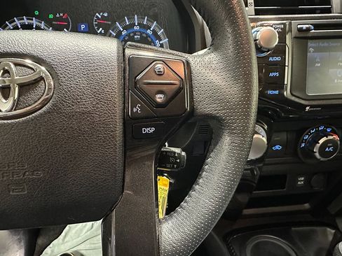 Used 2019 Toyota 4Runner TRD Off-Road Premium image 34