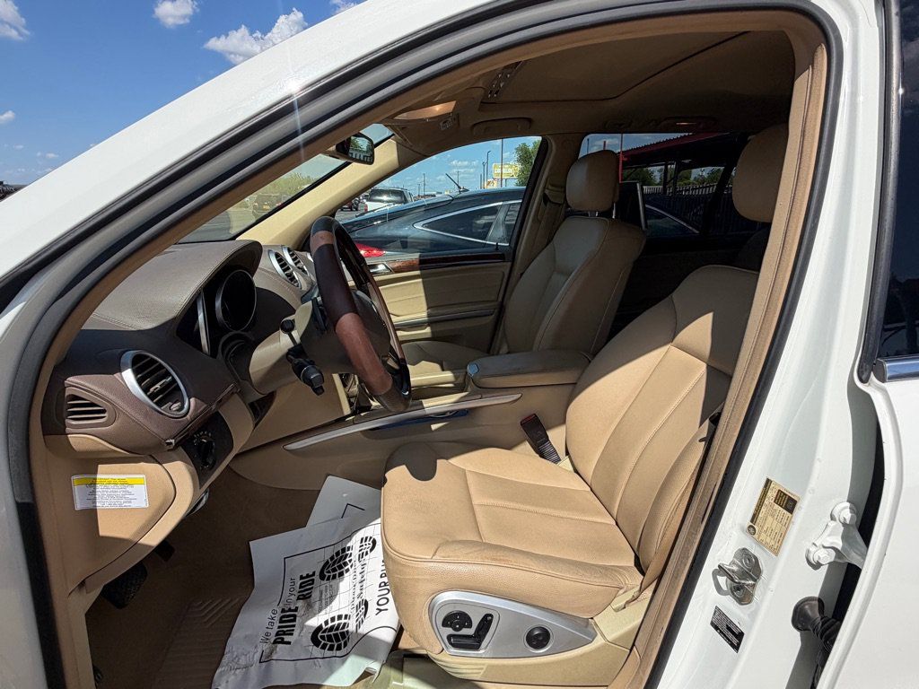 Used 2010 Mercedes-Benz GL 320 BlueTEC 4MATIC image 14