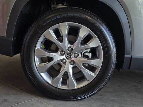 Certified 2026 Toyota Grand Highlander FWD image 5