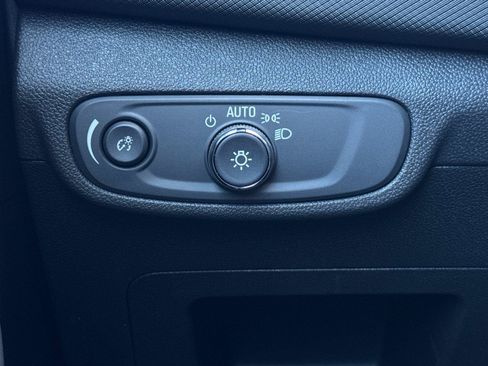 New 2026 Chevrolet TrailBlazer RS w/ Convenience Package FWD image 32