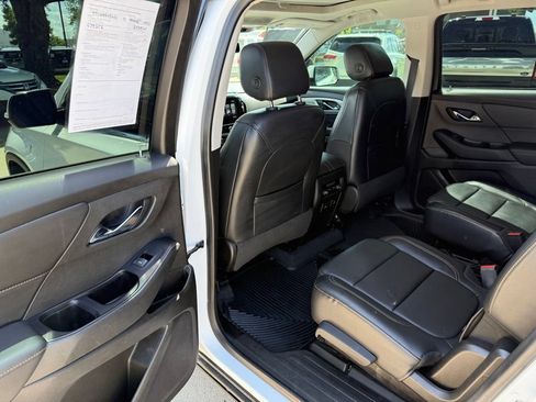 Used 2018 Chevrolet Traverse LT AWD/4WD image 13