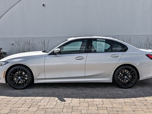 Used 2023 BMW 330i xDrive Sedan w/ M Sport Package AWD/4WD image 10