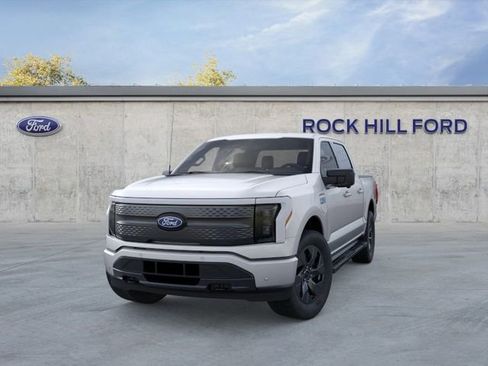 New 2025 Ford F150 Lightning Flash AWD/4WD image 3