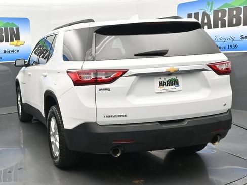 Used 2021 Chevrolet Traverse LT FWD image 4