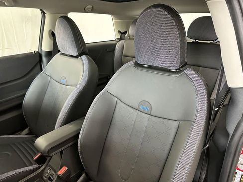 Certified 2025 MINI Cooper 2-Door Hardtop image 12