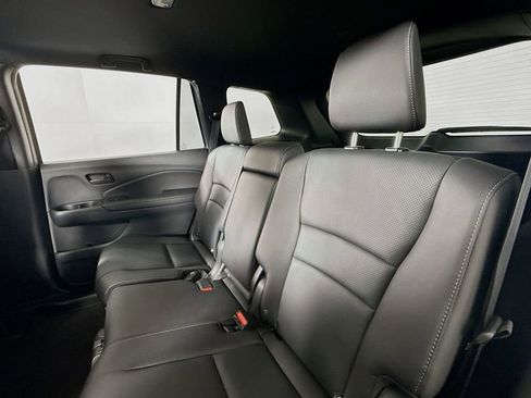 Certified 2023 Honda Passport EX-L image 34