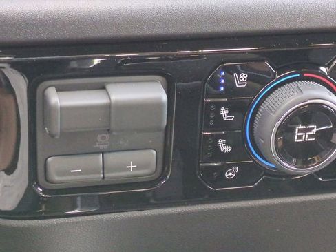 New 2026 Chevrolet Silverado 1500 High Country w/ Technology Package AWD/4WD image 22