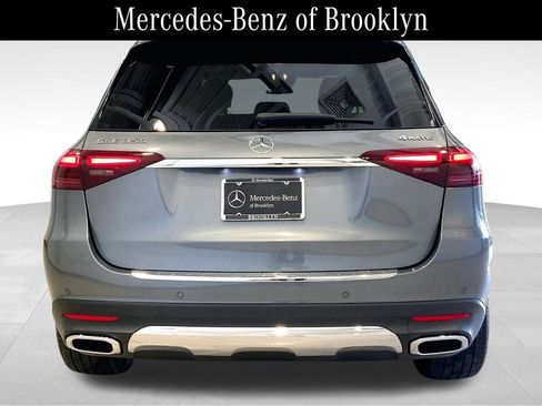 Certified 2025 Mercedes-Benz GLE 350 4MATIC image 4