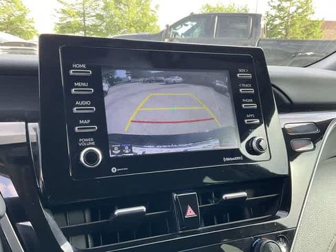 Used 2024 Toyota Camry SE w/ Convenience Package FWD image 21