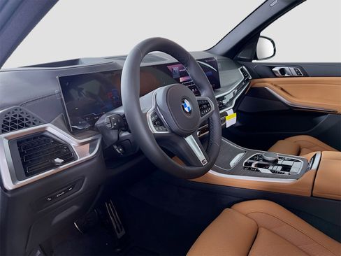 New 2026 BMW X5 xDrive40i w/ M Sport Package image 9