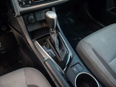 Used 2017 Toyota Corolla LE FWD image 19