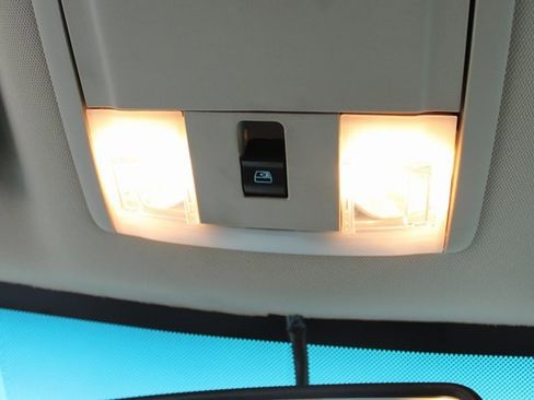 Used 2010 Ford F150 XLT image 26